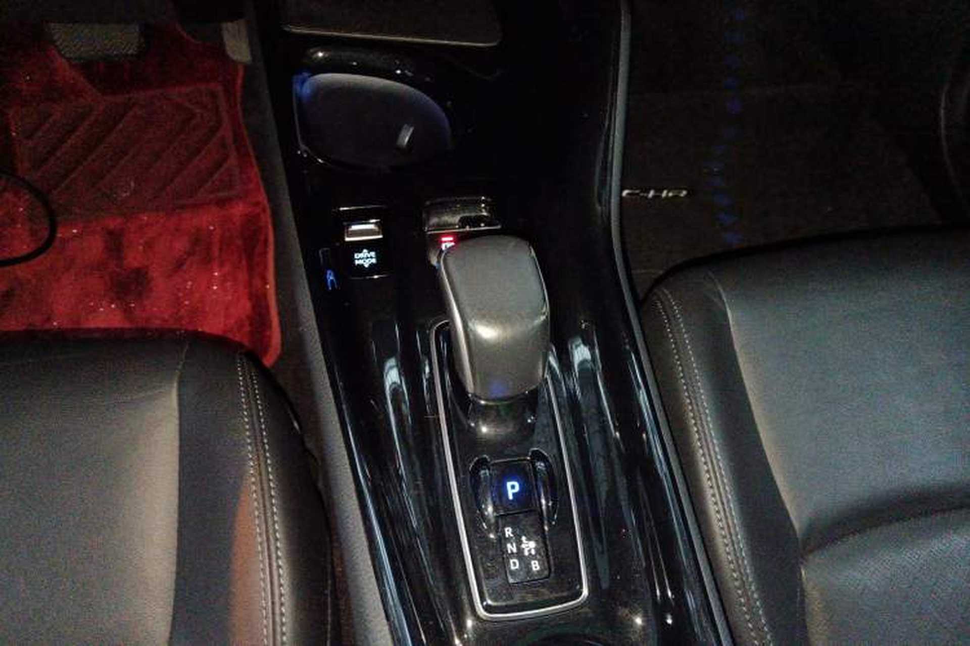 Used Toyota C-HR EV 2020 Deluxe Sunroof Edition Gear Lever