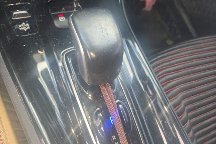 Used Toyota C-HR EV 2020 Luxury Sunroof Edition Gear Lever