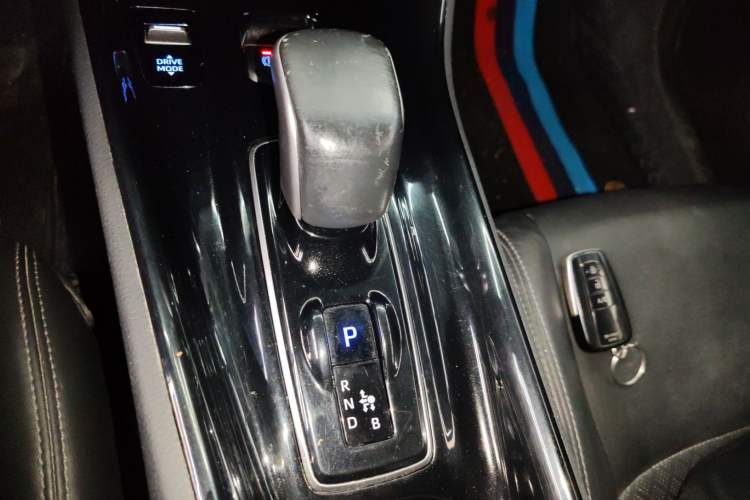 Used Toyota C-HR EV 2020 Deluxe Sunroof Edition Gear Lever