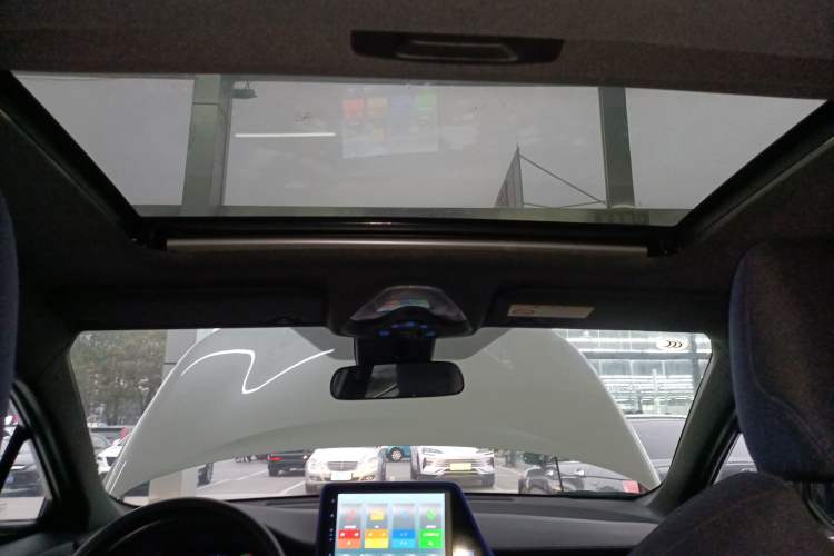 Used Toyota C-HR EV 2020 Luxury Sunroof Edition Headliner