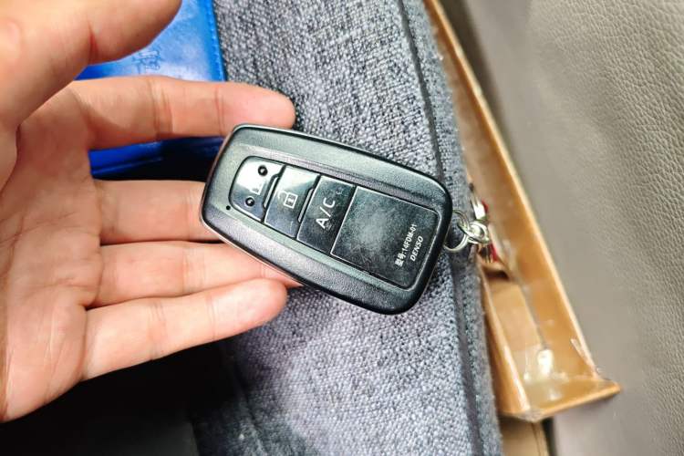 Used Toyota C-HR EV 2020 Leading Edition Interior 1