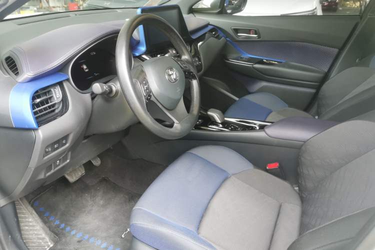 Used Toyota C-HR EV 2020 Luxury Sunroof Edition Interior 1