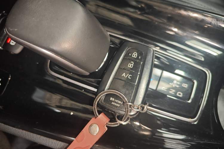 Used Toyota C-HR EV 2020 Deluxe Sunroof Edition Interior 1