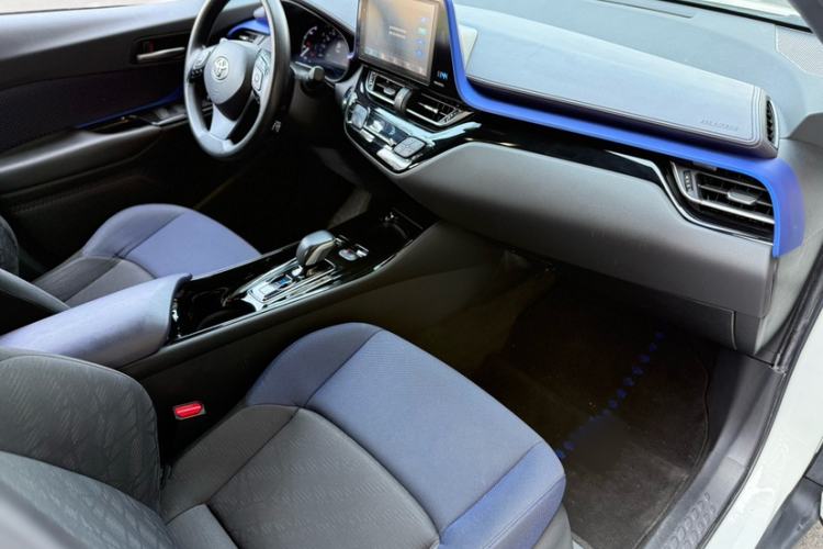 Used Toyota C-HR EV 2020 Luxury Edition Interior 2