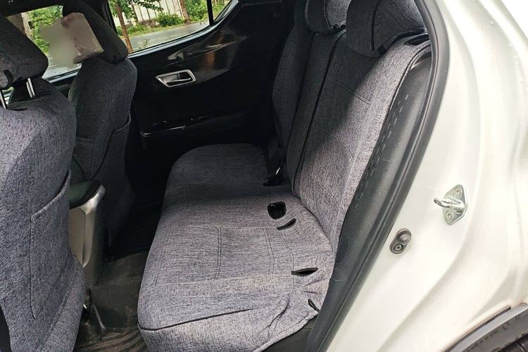 Used Toyota C-HR EV 2020 Leading Edition Interior 4