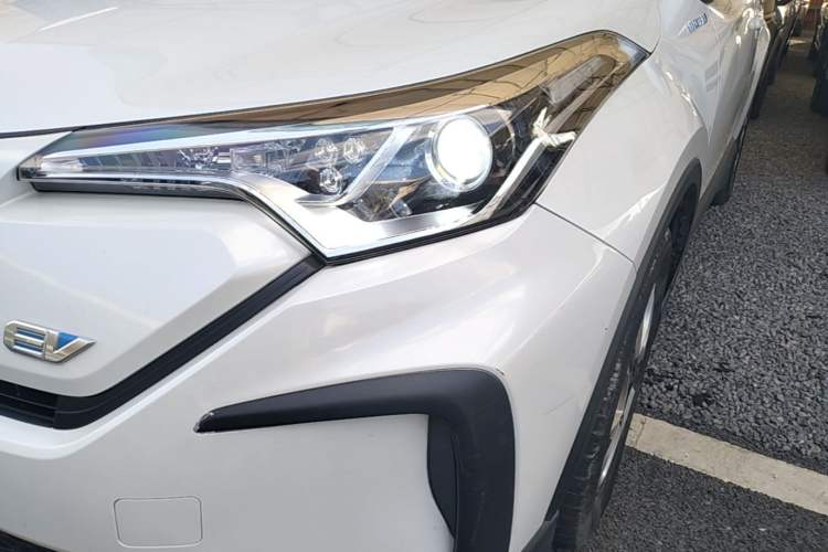 Used Toyota C-HR EV 2020 Luxury Sunroof Edition Left Front Headlight
