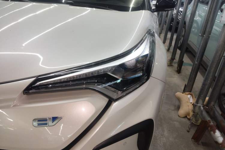 Used Toyota C-HR EV 2020 Deluxe Sunroof Edition Left Front Headlight