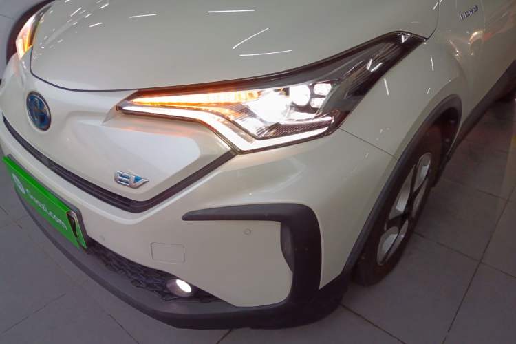 Used Toyota C-HR EV 2020 Deluxe Sunroof Edition Left Front Headlight
