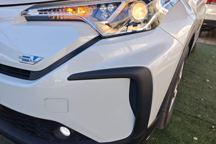 Used Toyota C-HR EV 2020 Luxury Sunroof Edition Left Front Headlight