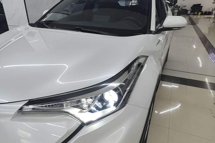 Used Toyota C-HR EV 2020 Luxury Sunroof Edition Left Front Headlight