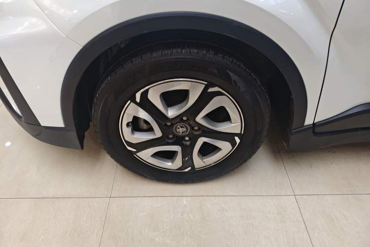 Used Toyota C-HR EV 2020 Leading Edition Left Front Wheel Hub