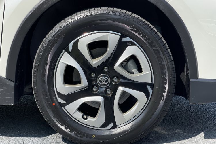 Used Toyota C-HR EV 2020 Leading Edition Left Front Wheel Hub