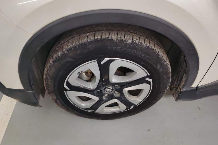 Used Toyota C-HR EV 2020 Deluxe Sunroof Edition Left Front Wheel Hub