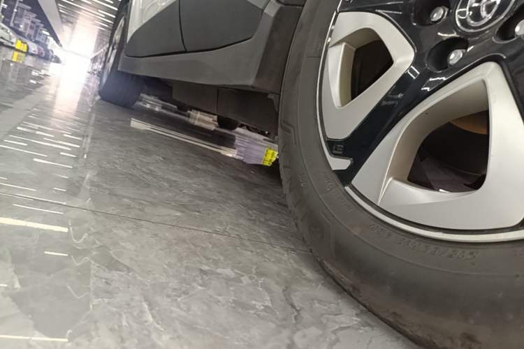 Used Toyota C-HR EV 2020 Luxury Sunroof Edition Left Side Sill