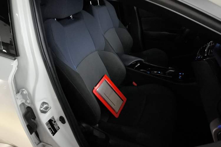 Used Toyota C-HR EV 2020 Luxury Sunroof Edition Right Front Seat