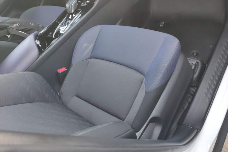 Used Toyota C-HR EV 2020 Luxury Sunroof Edition Right Front Seat