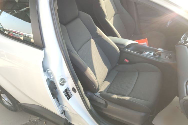 Used Toyota C-HR EV 2020 Leading Edition Right Front Seat