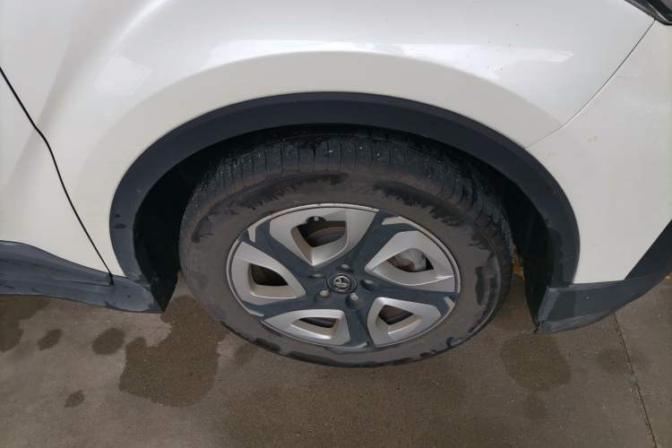 Used Toyota C-HR EV 2020 Luxury Sunroof Edition Right Front Wheel Hub