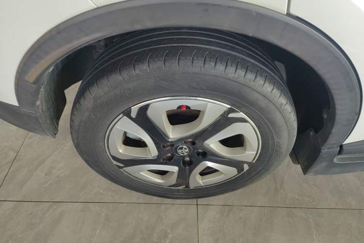 Used Toyota C-HR EV 2020 Leading Edition Right Rear Wheel Hub