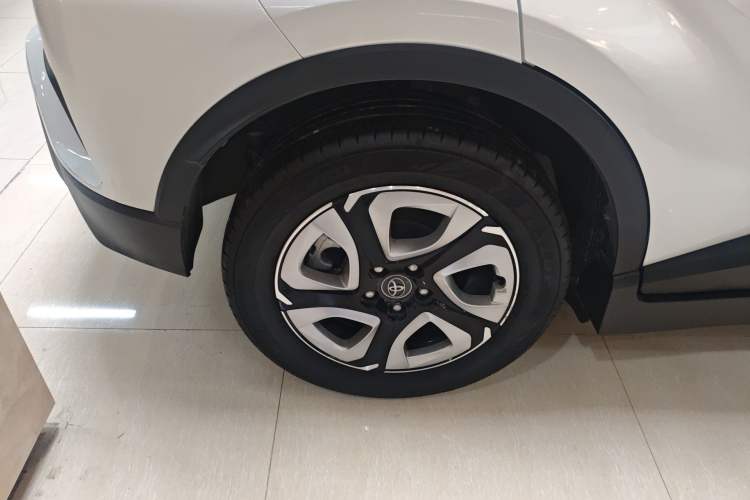Used Toyota C-HR EV 2020 Leading Edition Right Rear Wheel Hub