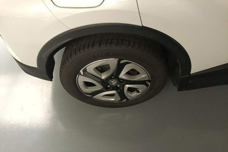 Used Toyota C-HR EV 2020 Luxury Sunroof Edition Right Rear Wheel Hub