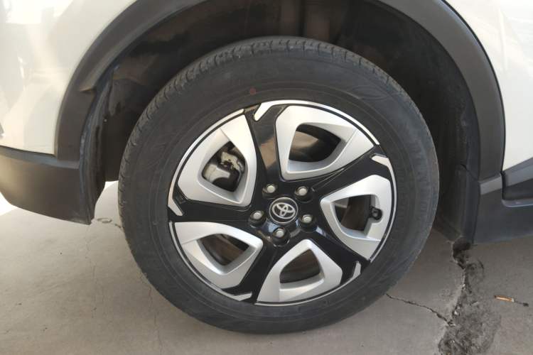 Used Toyota C-HR EV 2020 Leading Edition Right Rear Wheel Hub