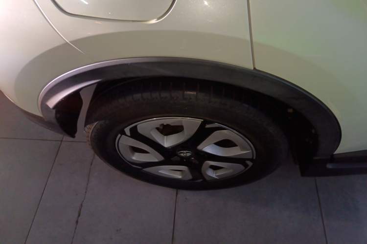 Used Toyota C-HR EV 2020 Deluxe Sunroof Edition Right Rear Wheel Hub