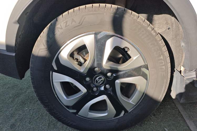 Used Toyota C-HR EV 2020 Luxury Sunroof Edition Right Rear Wheel Hub