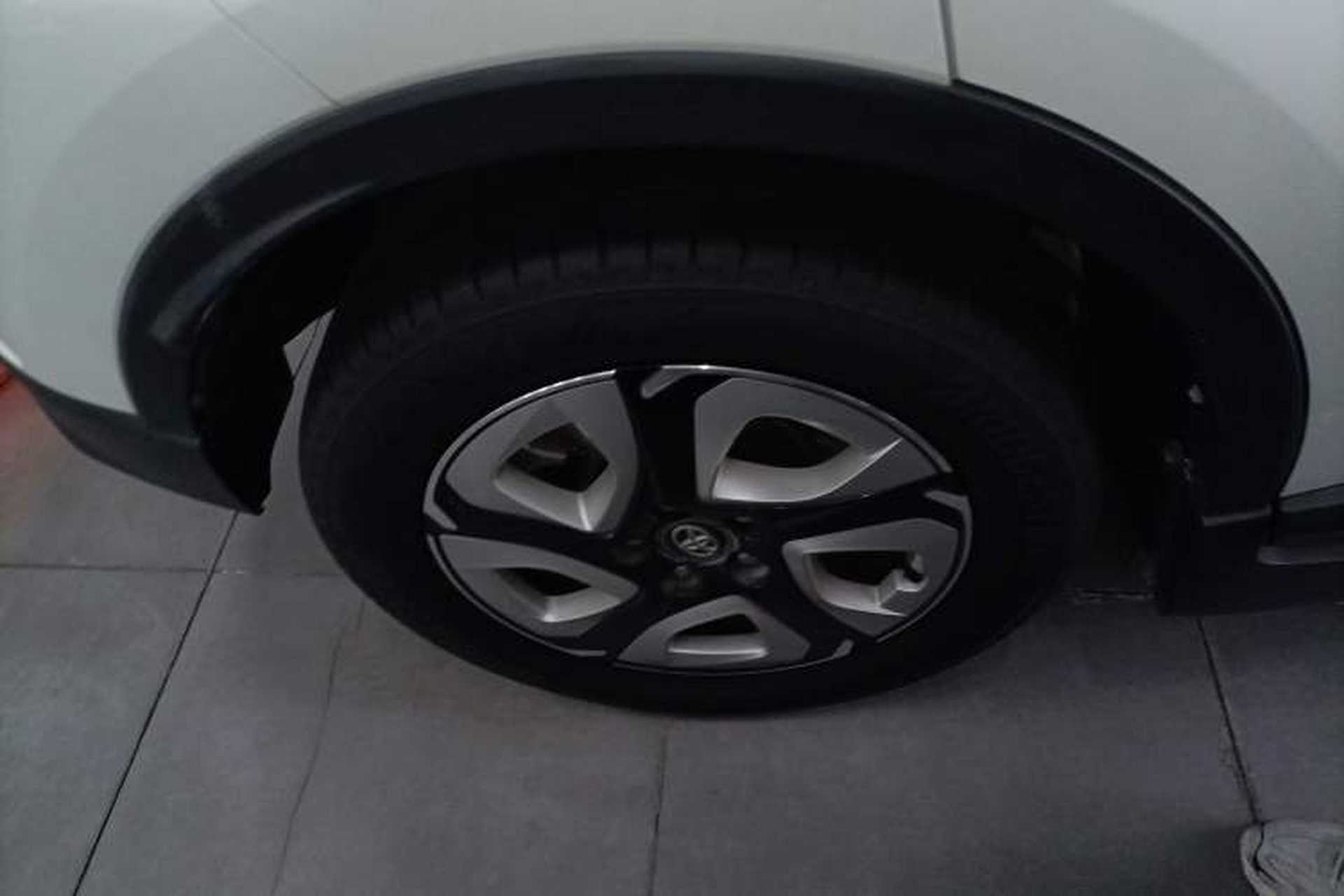 Used Toyota C-HR EV 2020 Luxury Sunroof Edition Right Rear Wheel Hub