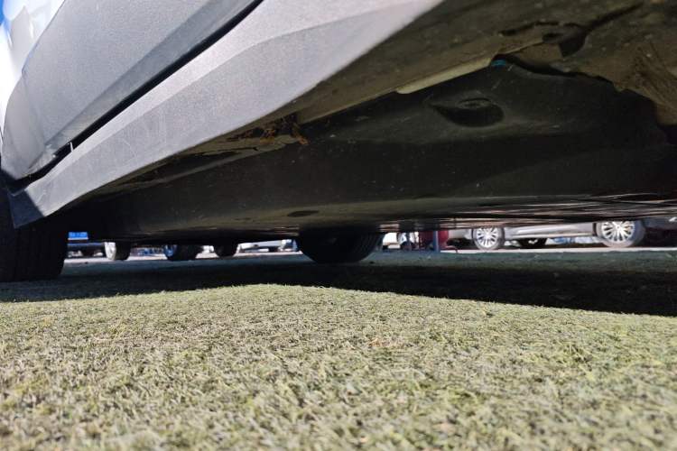 Used Toyota C-HR EV 2020 Luxury Sunroof Edition Right Side Sill