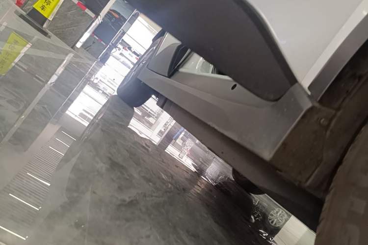 Used Toyota C-HR EV 2020 Luxury Sunroof Edition Right Side Sill