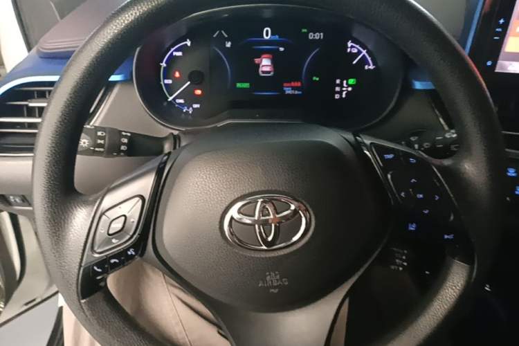Used Toyota C-HR EV 2020 Luxury Sunroof Edition Steering Wheel