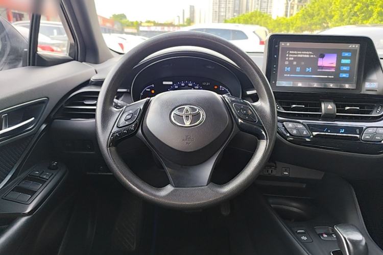 Used Toyota C-HR EV 2020 Leading Edition Steering Wheel