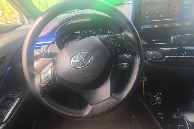 Used Toyota C-HR EV 2020 Luxury Sunroof Edition Steering Wheel