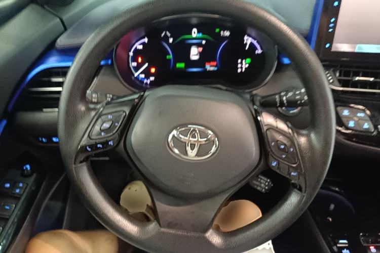 Used Toyota C-HR EV 2020 Luxury Sunroof Edition Steering Wheel