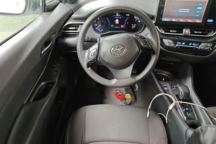 Used Toyota C-HR EV 2020 Leading Edition Steering Wheel