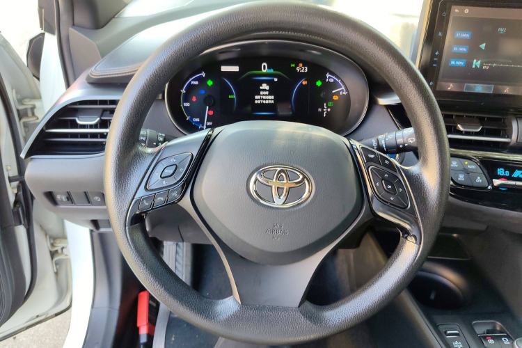 Used Toyota C-HR EV 2020 Leading Edition Steering Wheel