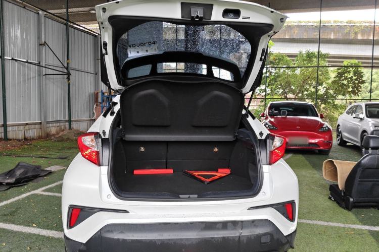 Used Toyota C-HR EV 2020 Luxury Sunroof Edition Trunk