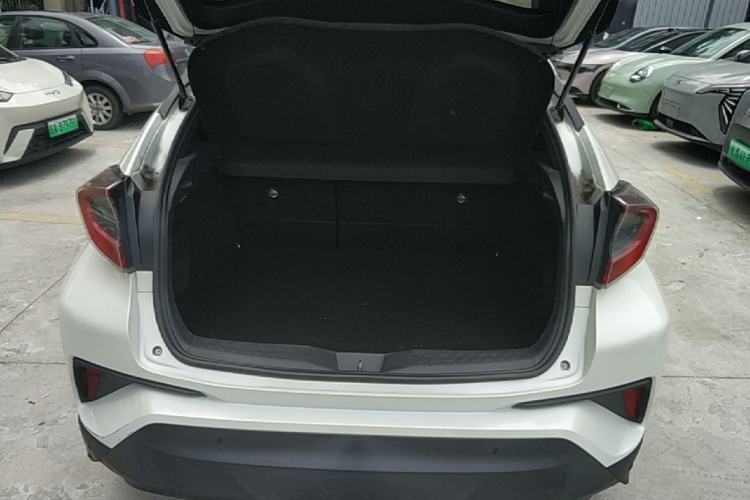 Used Toyota C-HR EV 2020 Deluxe Sunroof Edition Trunk