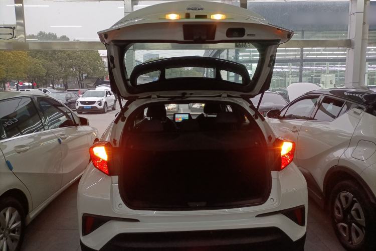 Used Toyota C-HR EV 2020 Luxury Sunroof Edition Trunk