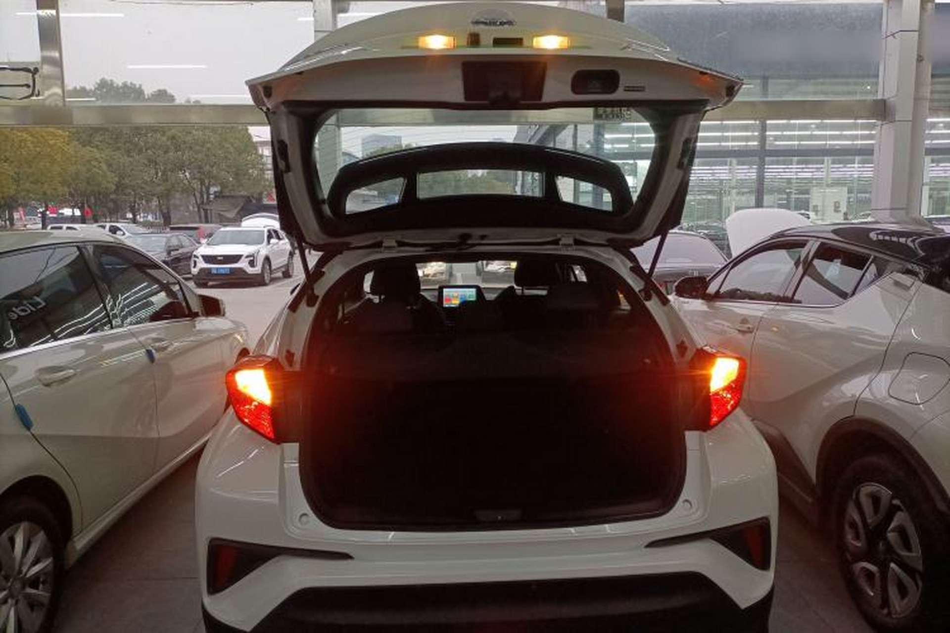 Used Toyota C-HR EV 2020 Luxury Sunroof Edition Trunk