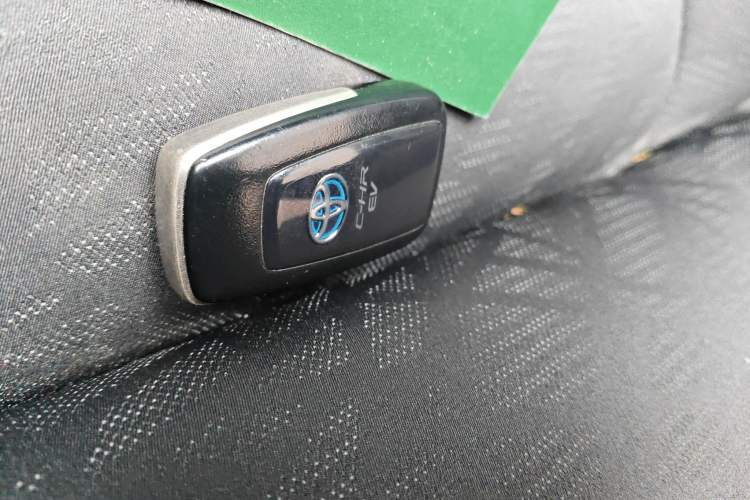 Used Toyota C-HR EV 2020 Luxury Sunroof Edition Vehicle Key
