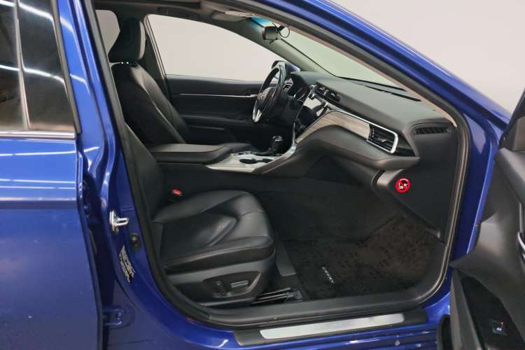 Used Toyota Camry 2019 Dual-Engine 2.5 HG Luxury Edition China V Standard Right Front Seat