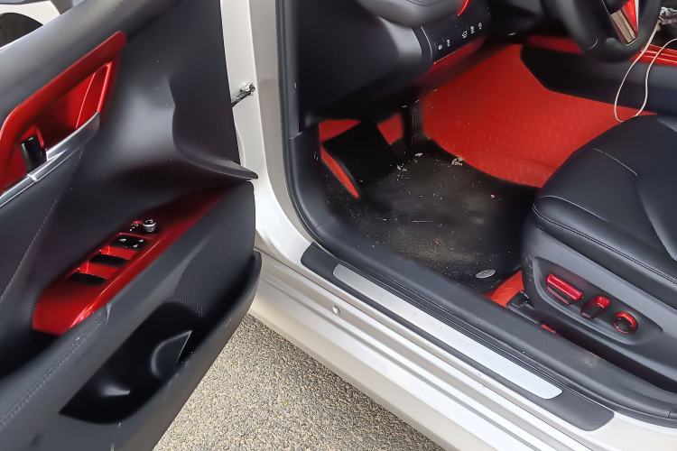 Used Toyota Camry 2021 2.0G Luxury Edition Driver Seat