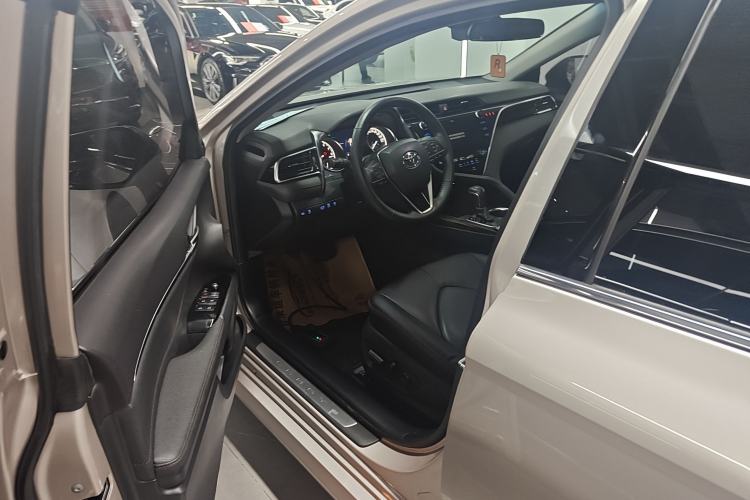 Used Toyota Camry 2019 Revised Version 2.0G Luxury Edition Driver Seat