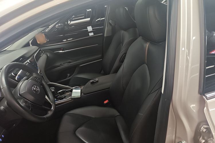 Used Toyota Camry 2019 Revised Version 2.0G Luxury Edition Left Front Seat