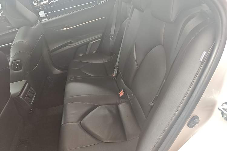 Used Toyota Camry 2019 Revised Version 2.0G Luxury Edition Left Rear Seat