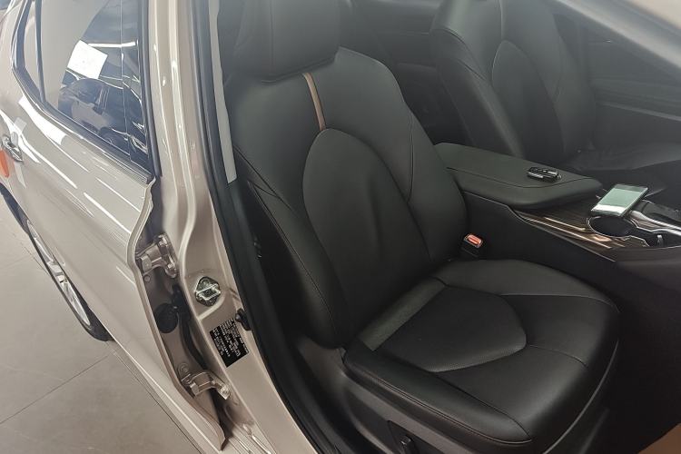 Used Toyota Camry 2019 Revised Version 2.0G Luxury Edition Right Front Seat