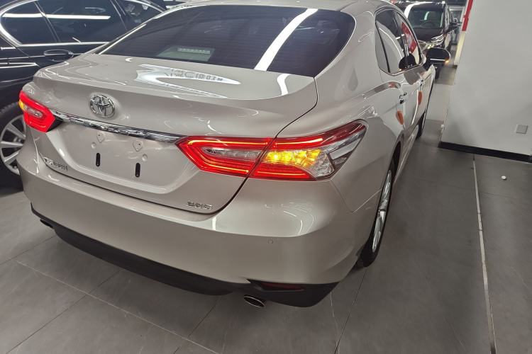 Used Toyota Camry 2019 Revised Version 2.0G Luxury Edition Right Rear Taillight