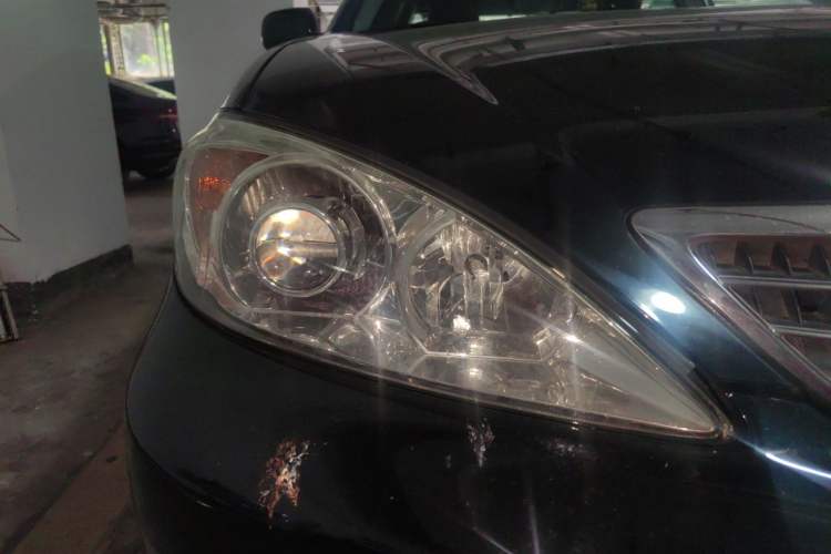Used Toyota Camry  Right Front Headlight
